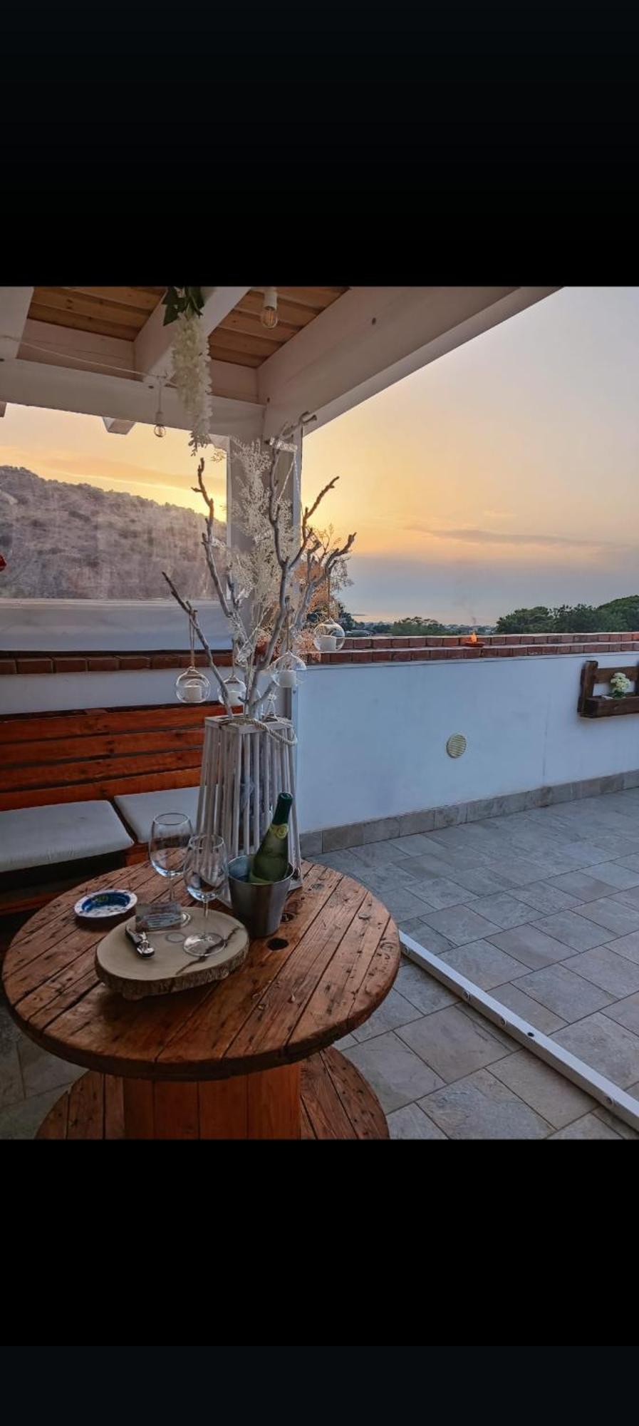 Apartmán Il Tramonto Capaci Exteriér fotografie